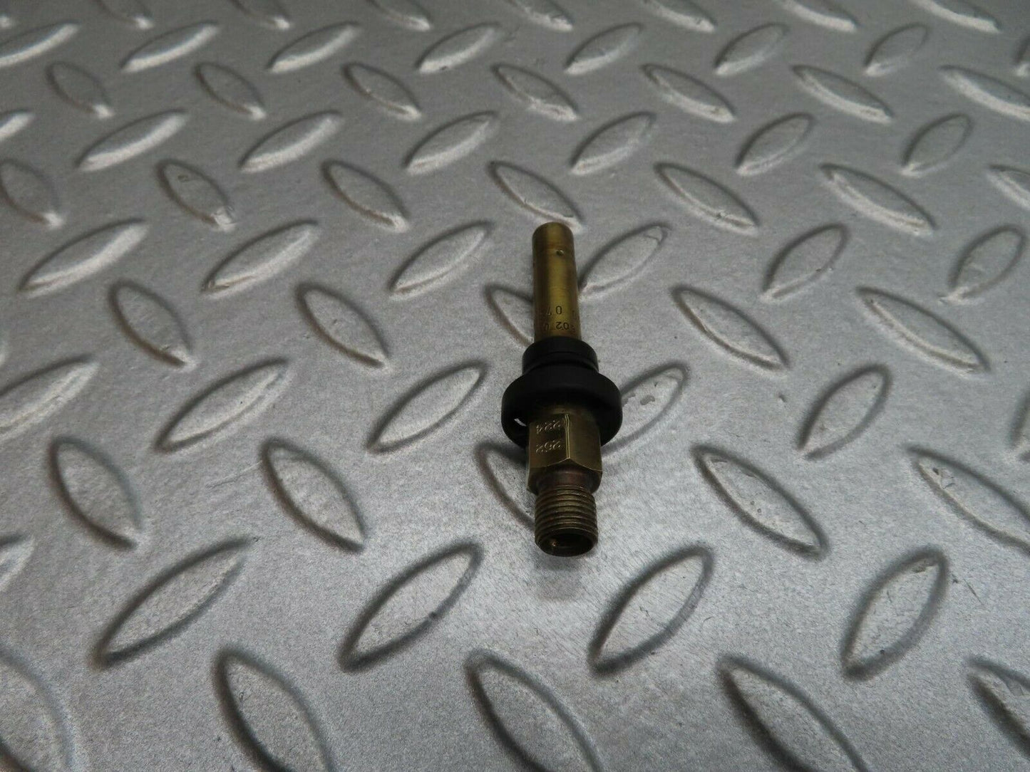 12169 Mercedes-Benz R129 300SL Coupe Fuel Injector 0437502054