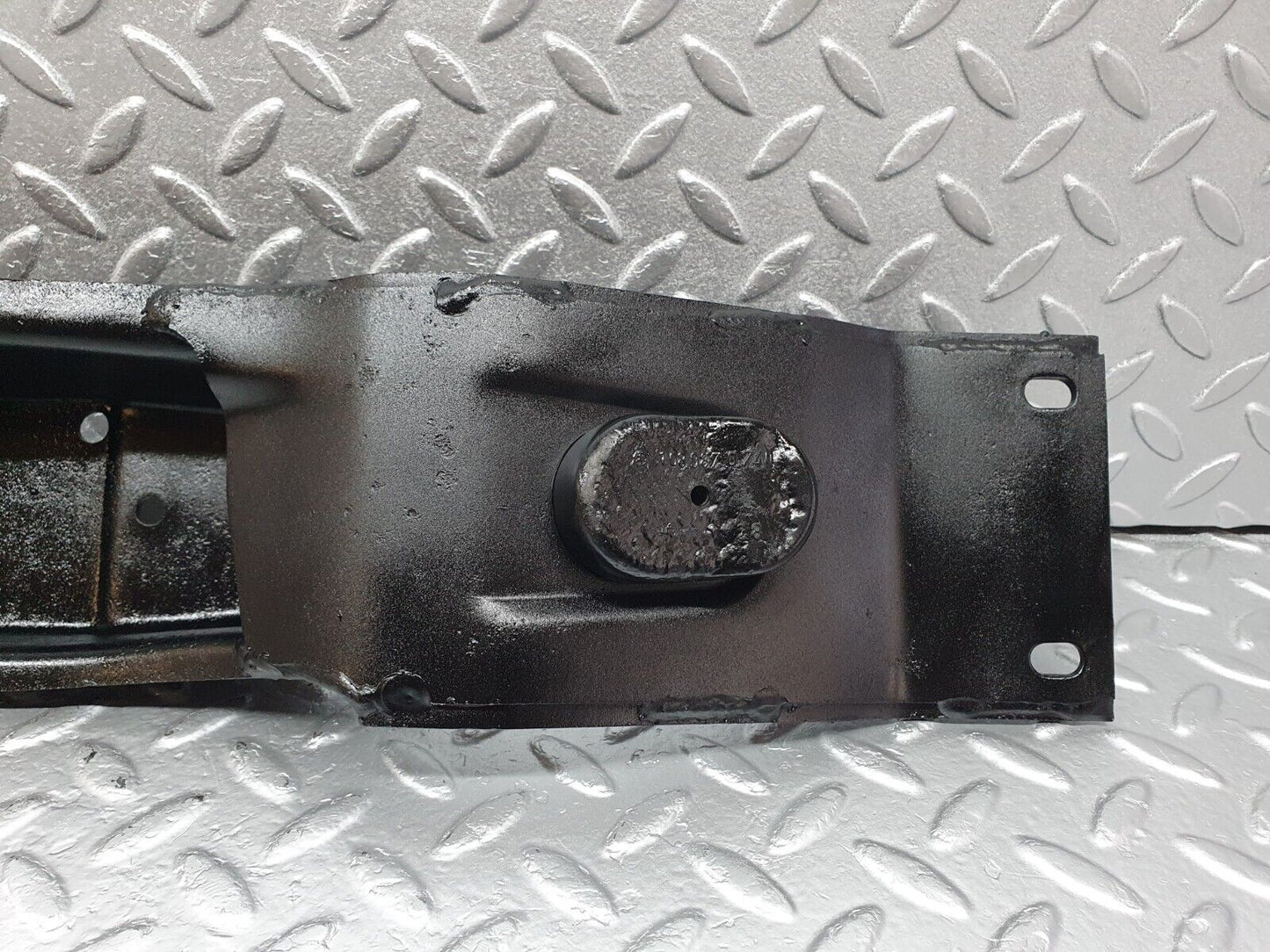 43166 Mercedes-Benz W108 280SE Gearbox Mount Bracket 1089870440 1089870740