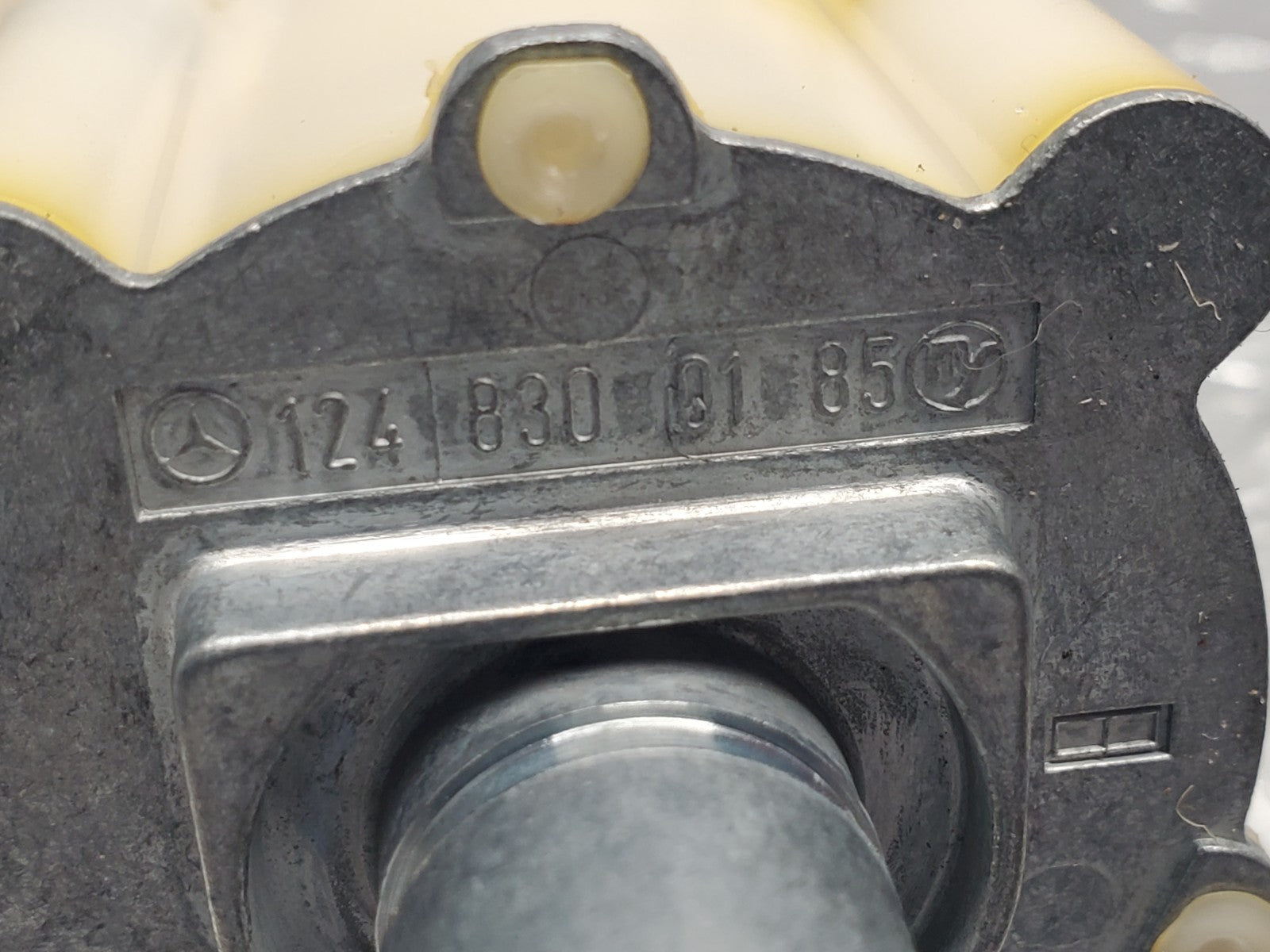 46977161