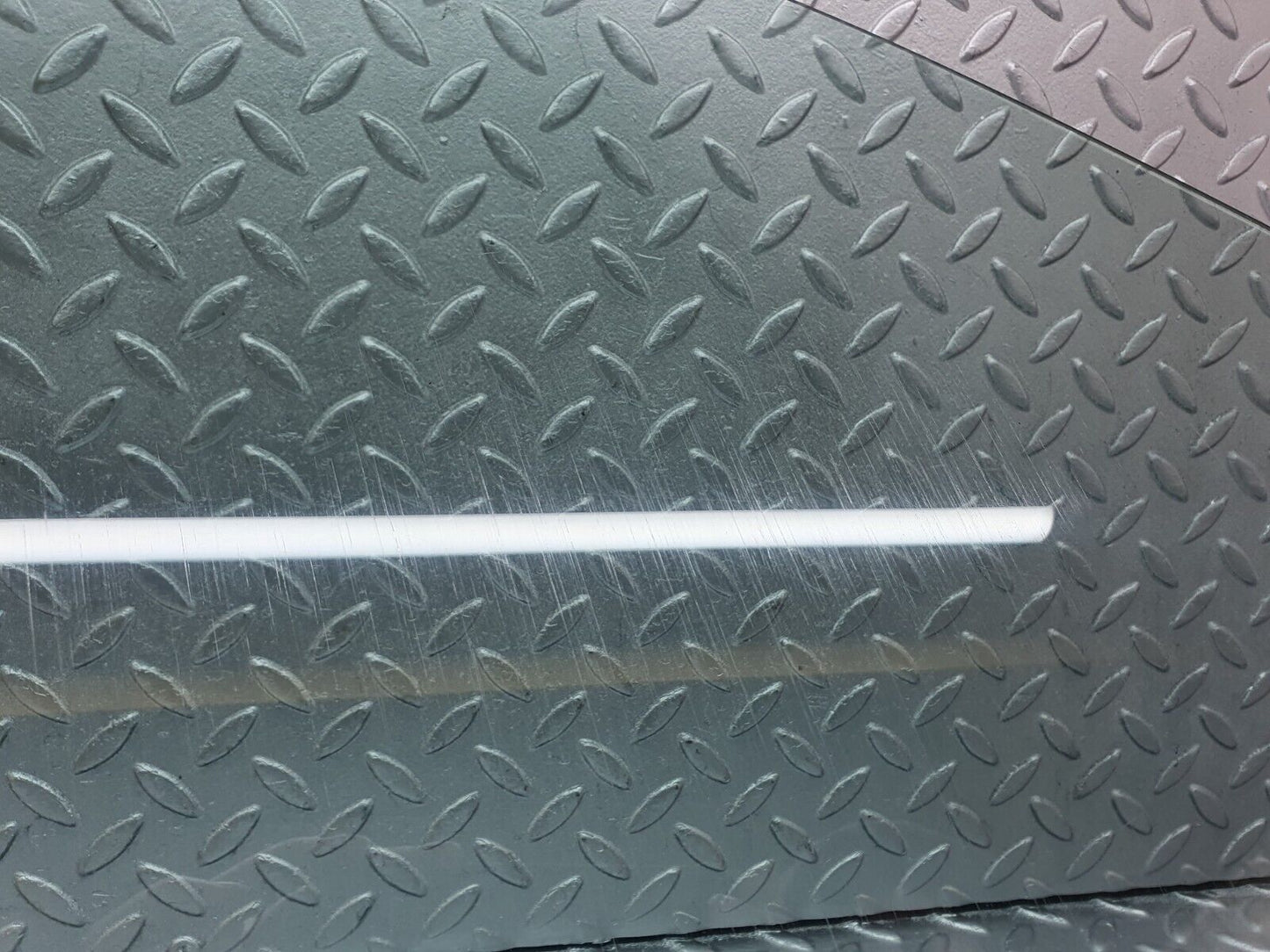 42868 Mercedes-Benz W201 190 2.0L Front Right Door Window Glass