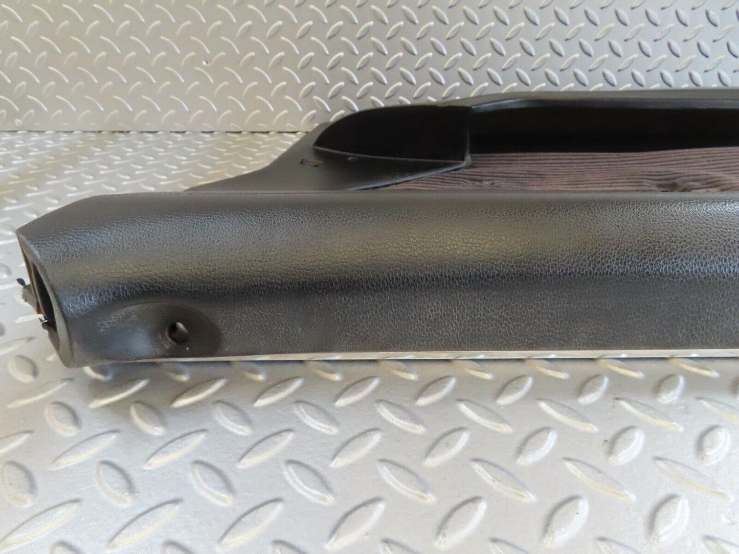 14247 Mercedes-Benz W116 350SE Front Right Door Card Black