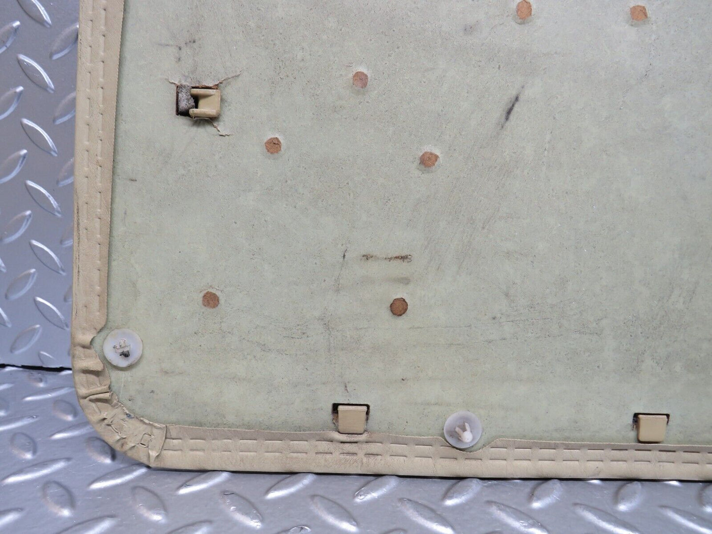 29616 Mercedes-Benz W123 230E Front Left Door Card Beige