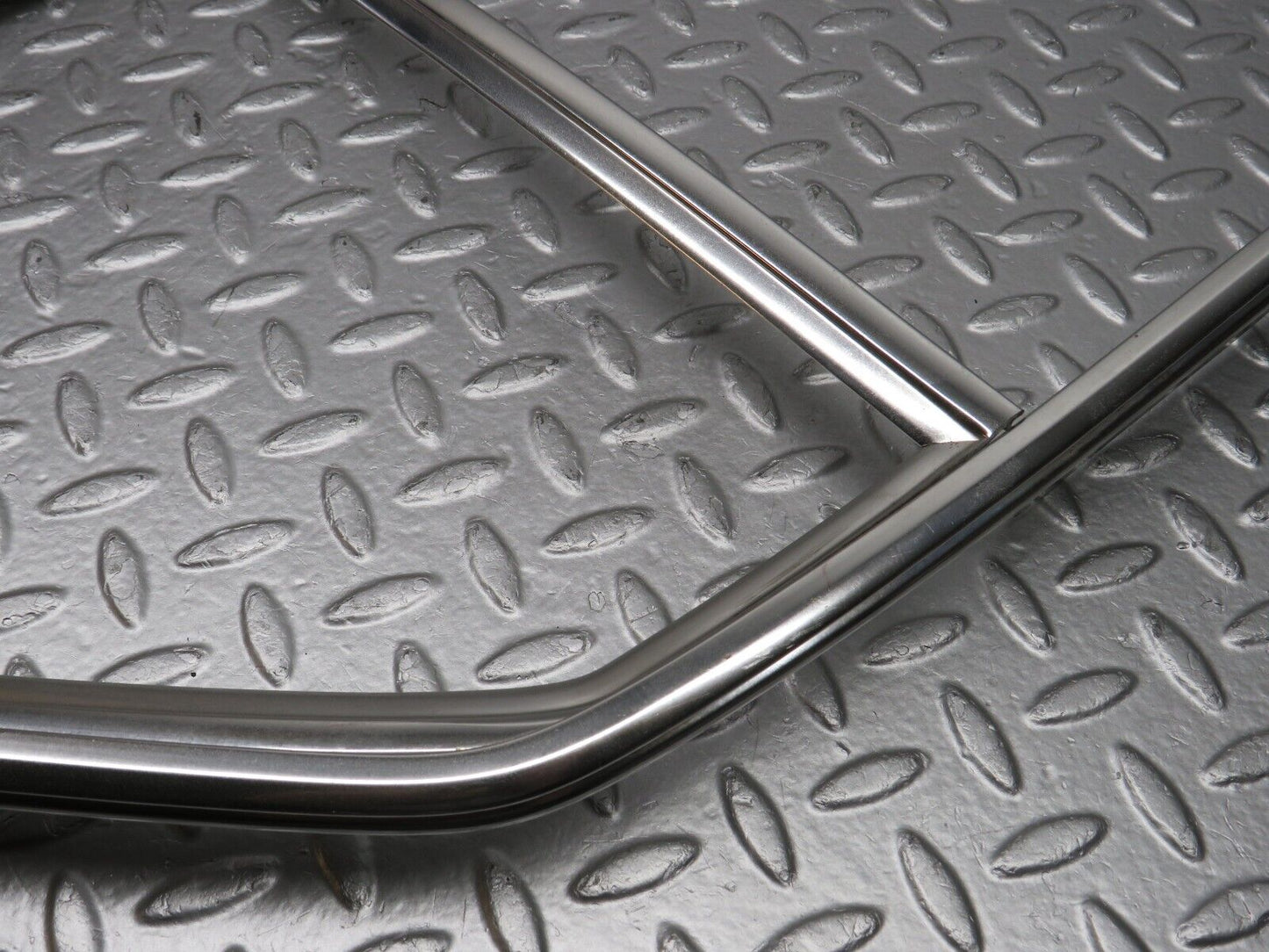 40196 Mercedes-Benz R107 Hardtop Side Window Chrome Moulding Trim Left