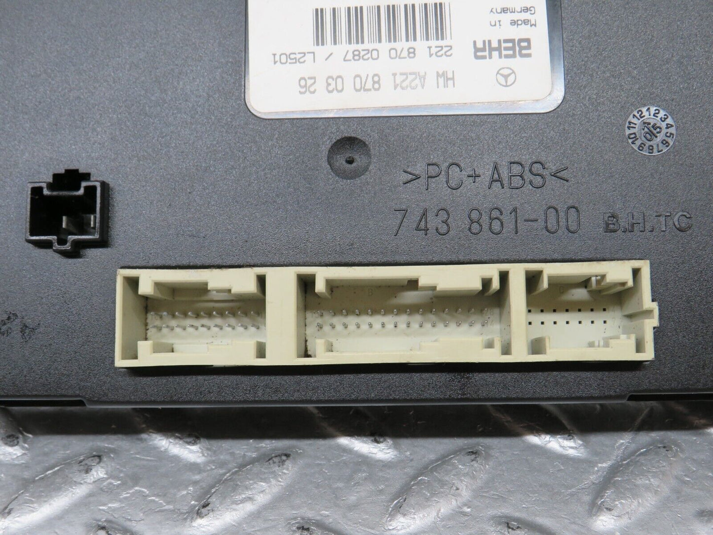 35153 Mercedes-Benz W221 Climate Control Unit 2218700326 2218700287