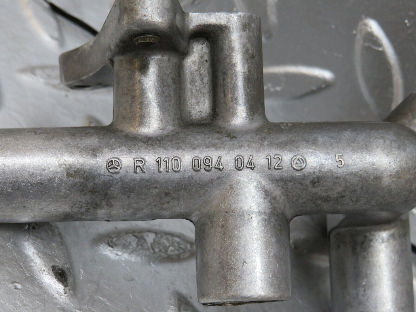 27262 Mercedes-Benz W123 280E Auxiliary Air Slide K-Jetronic 1100940412