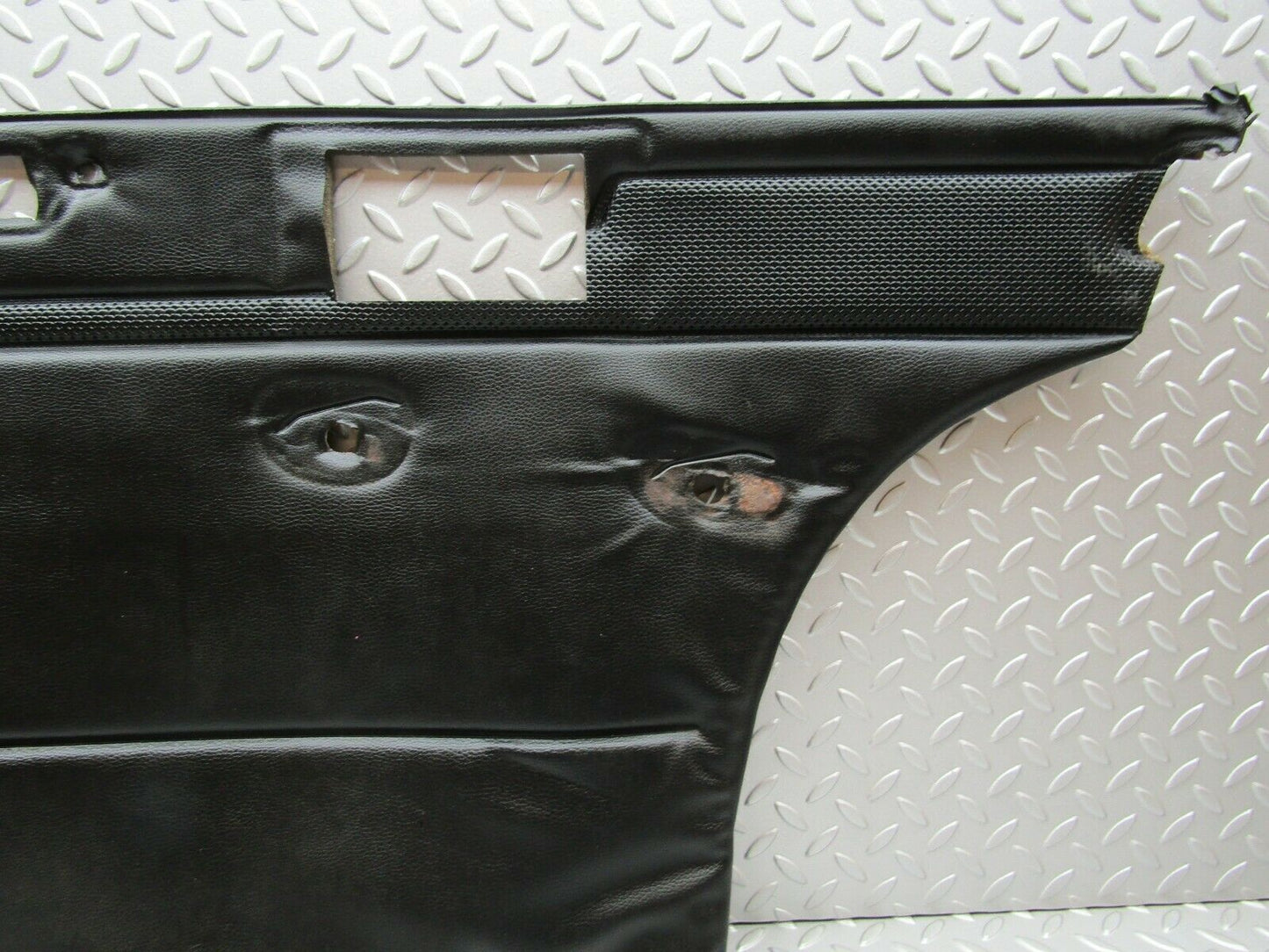 3267 Mercedes-Benz W115 220D Rear Right Door Card Black