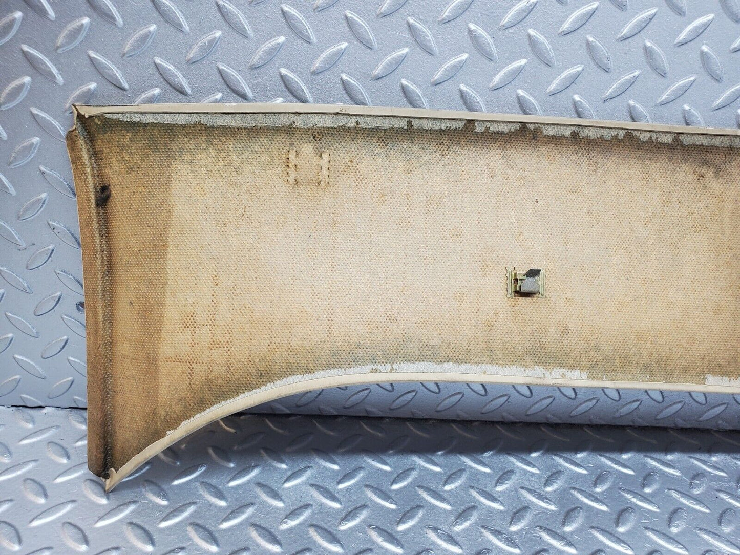 45769 Mercedes-Benz W126 420SE Rear Headlining Roof Panel Beige