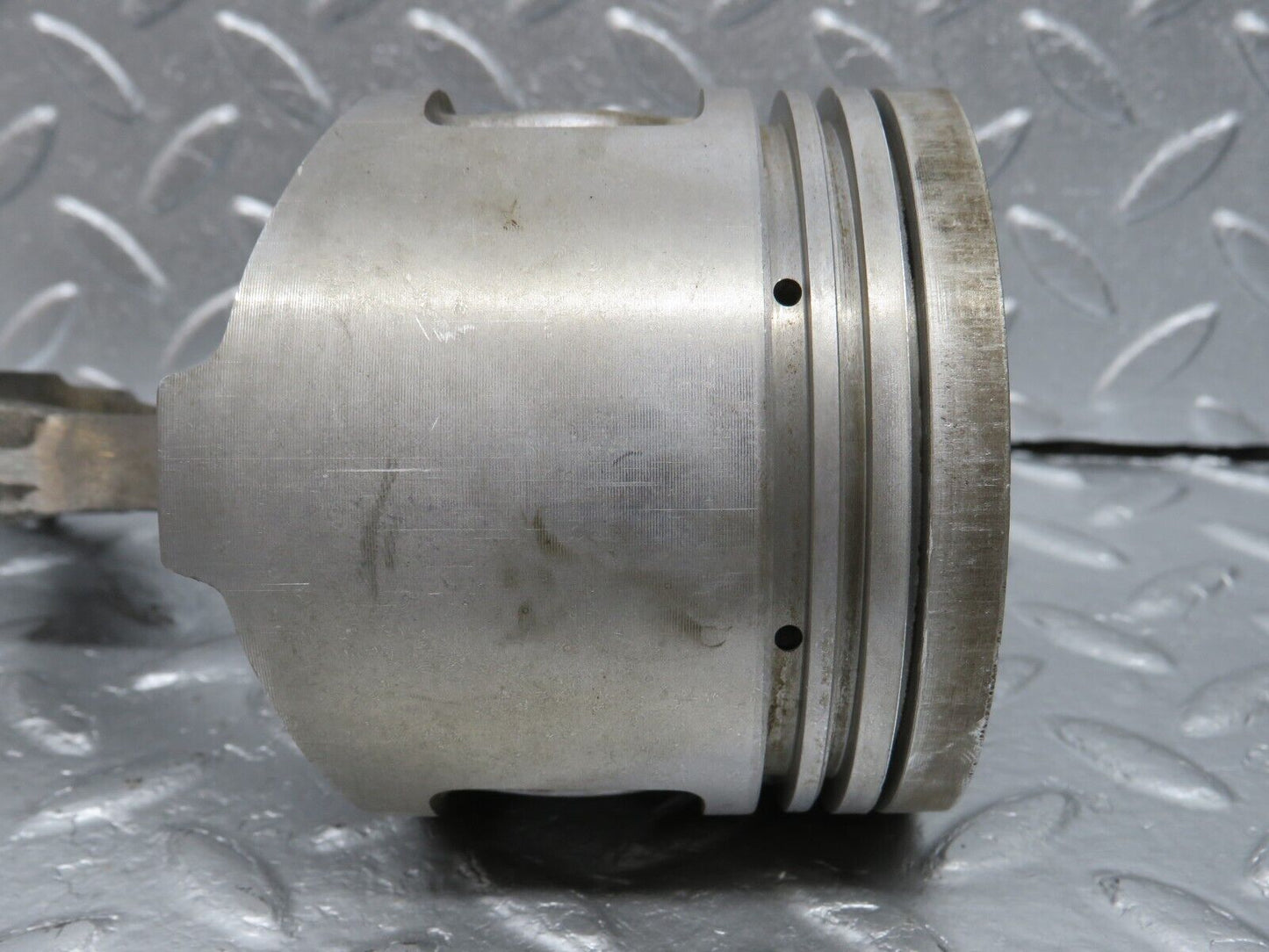 40025 Mercedes-Benz R107 350SL Piston With Connecting Rod 92.00mm