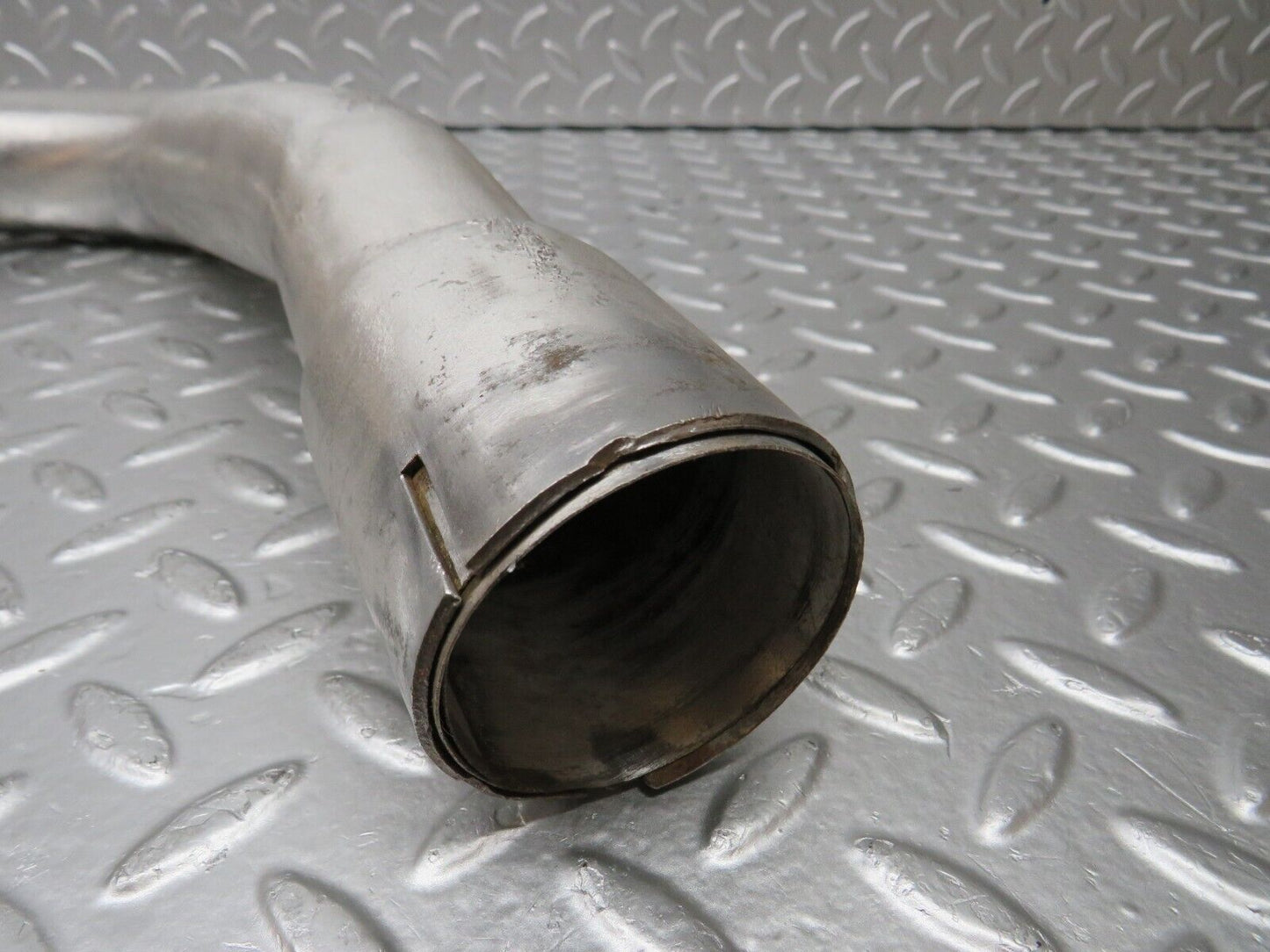 31318 Mercedes-Benz S124 220TE Wagon Exhaust Rear Silencer Pipe