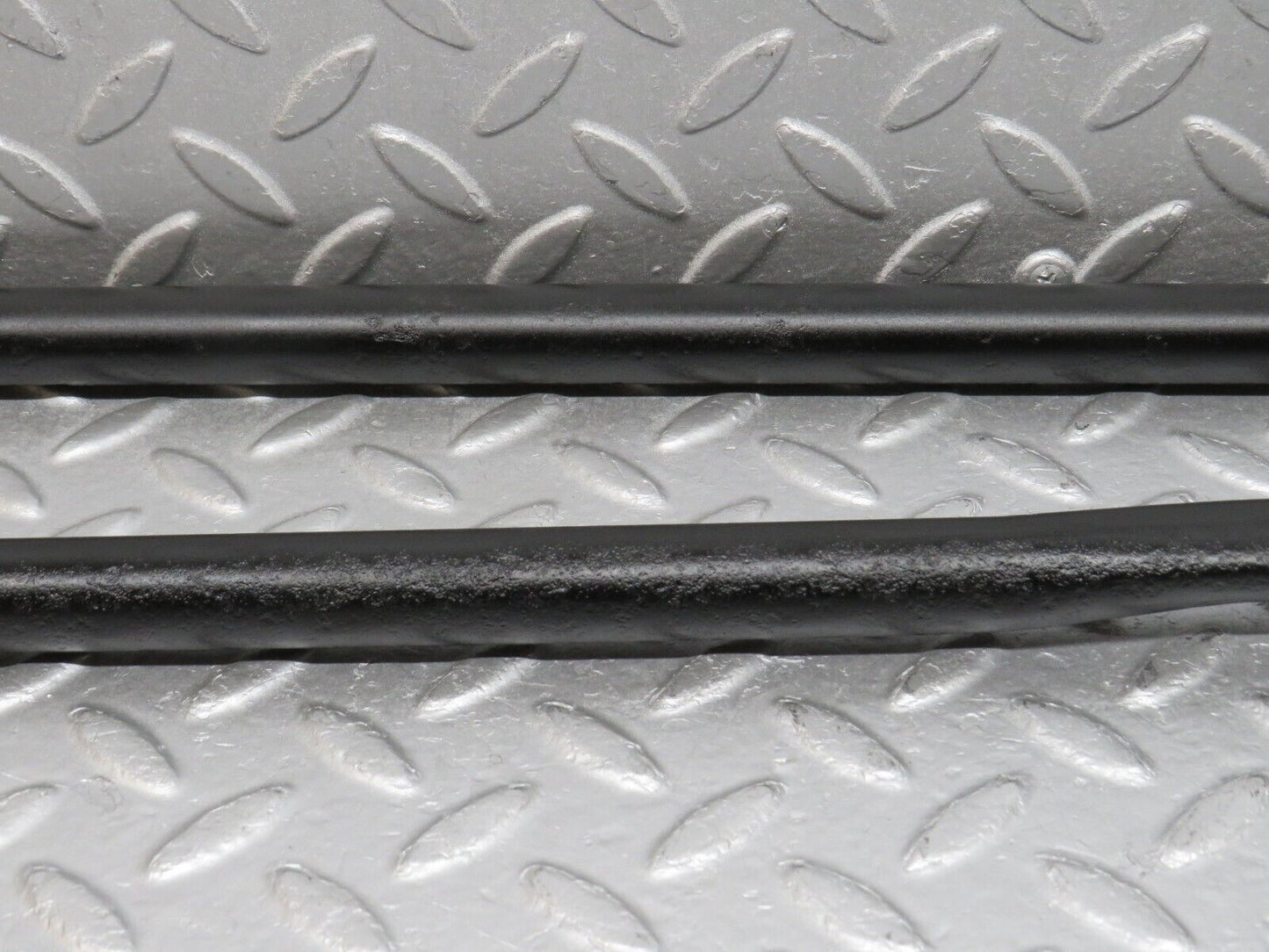 38583 Mercedes-Benz R129 280SL Coupe Rear Suspension Anti Roll Bar Support Bar 2x