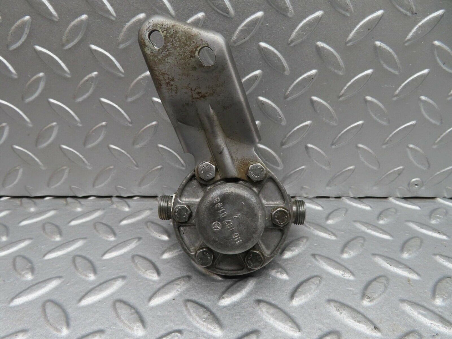 14389 Mercedes-Benz W116 350SE Oil Pressure Damper 1161870494
