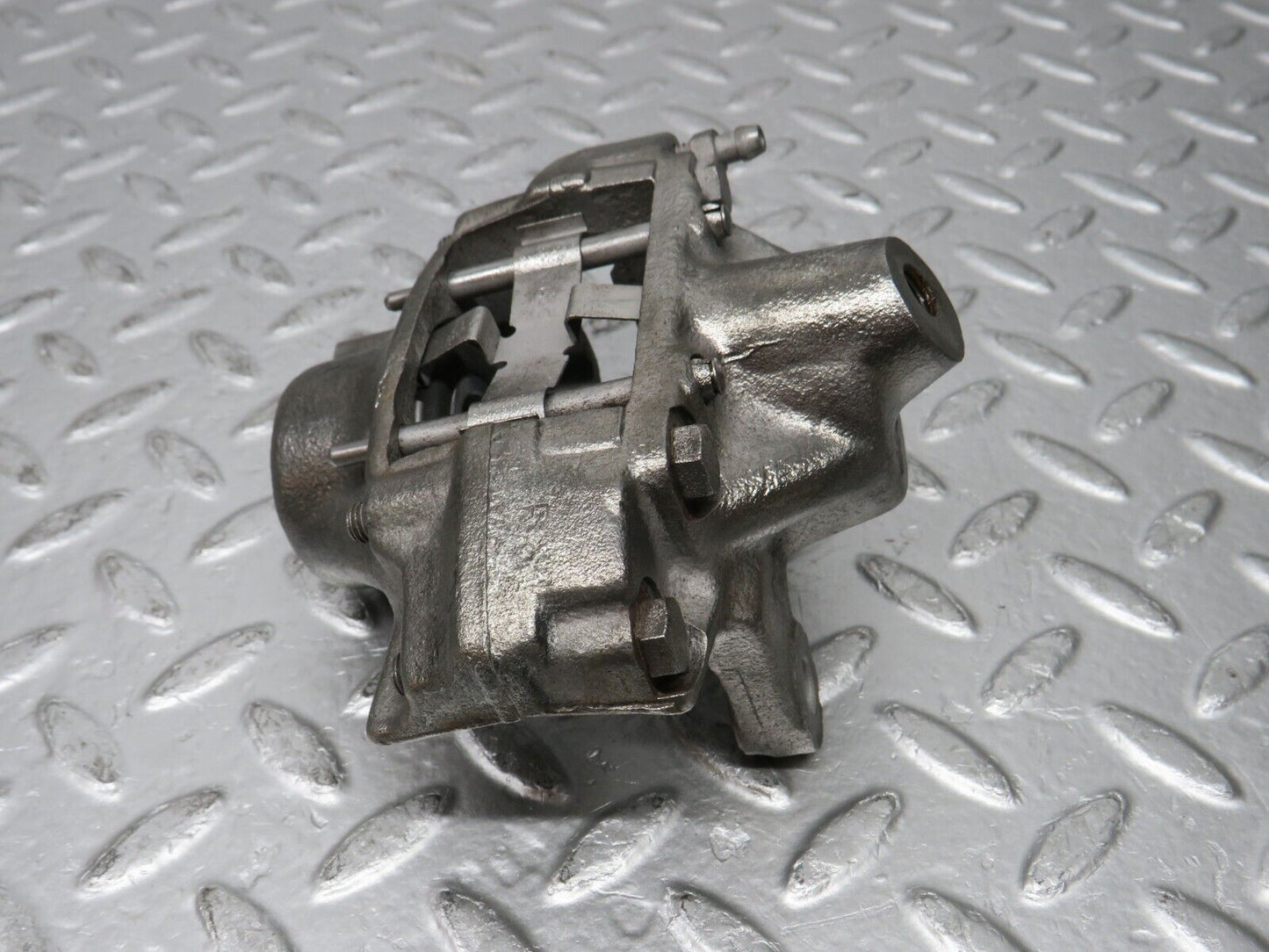 30886 Mercedes-Benz W201 190E Rear Left Brake Caliper Ate 128