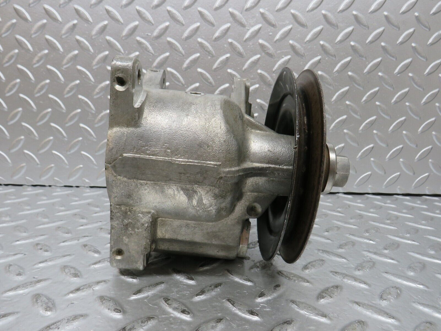 27186 Mercedes-Benz W123 280E Power Steering Pump 1264601380