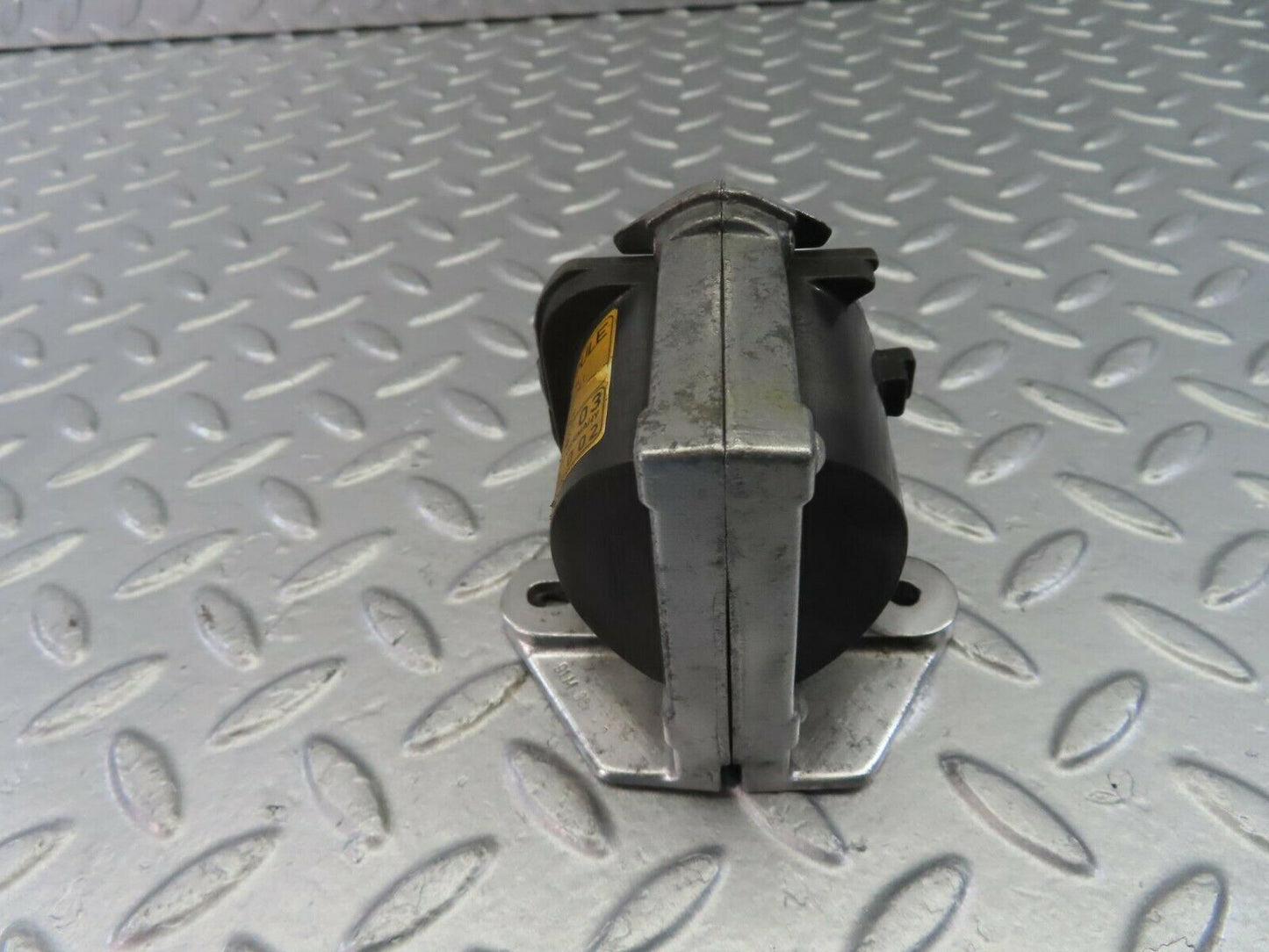 10519 Mercedes-Benz W201 190E Ignition Coil 0001585403