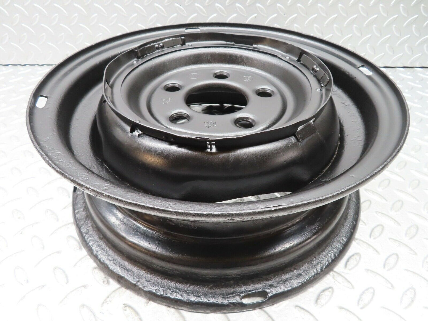 18992 Mercedes-Benz W121 190b Ponton Steel Wheel 4.5kx13