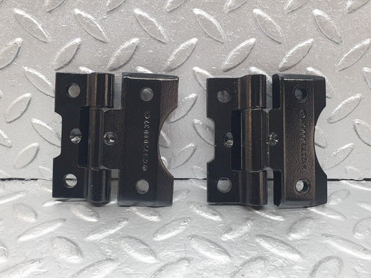 43932 Mercedes-Benz C123 230CE Coupe Door Hinge Pair Right Side 1237200037