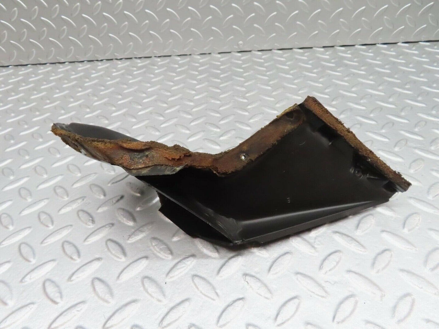 15915 Mercedes-Benz W123 280E Water Drain Left Side 1238300328