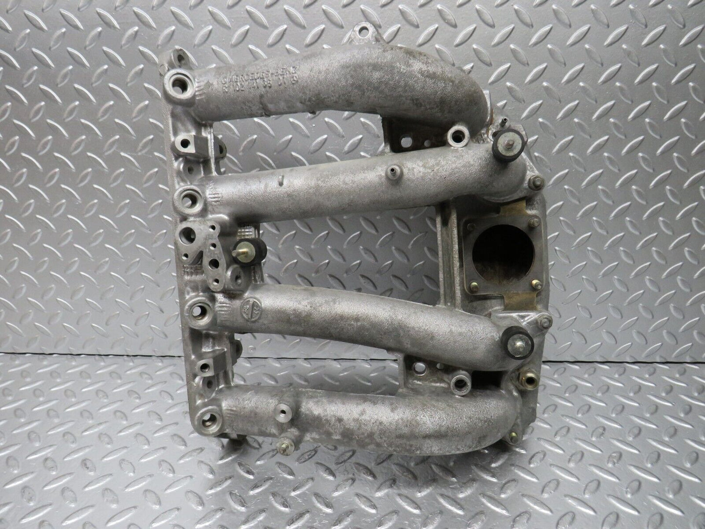 30537 Mercedes-Benz W124 230E Intake Manifold 1021413601