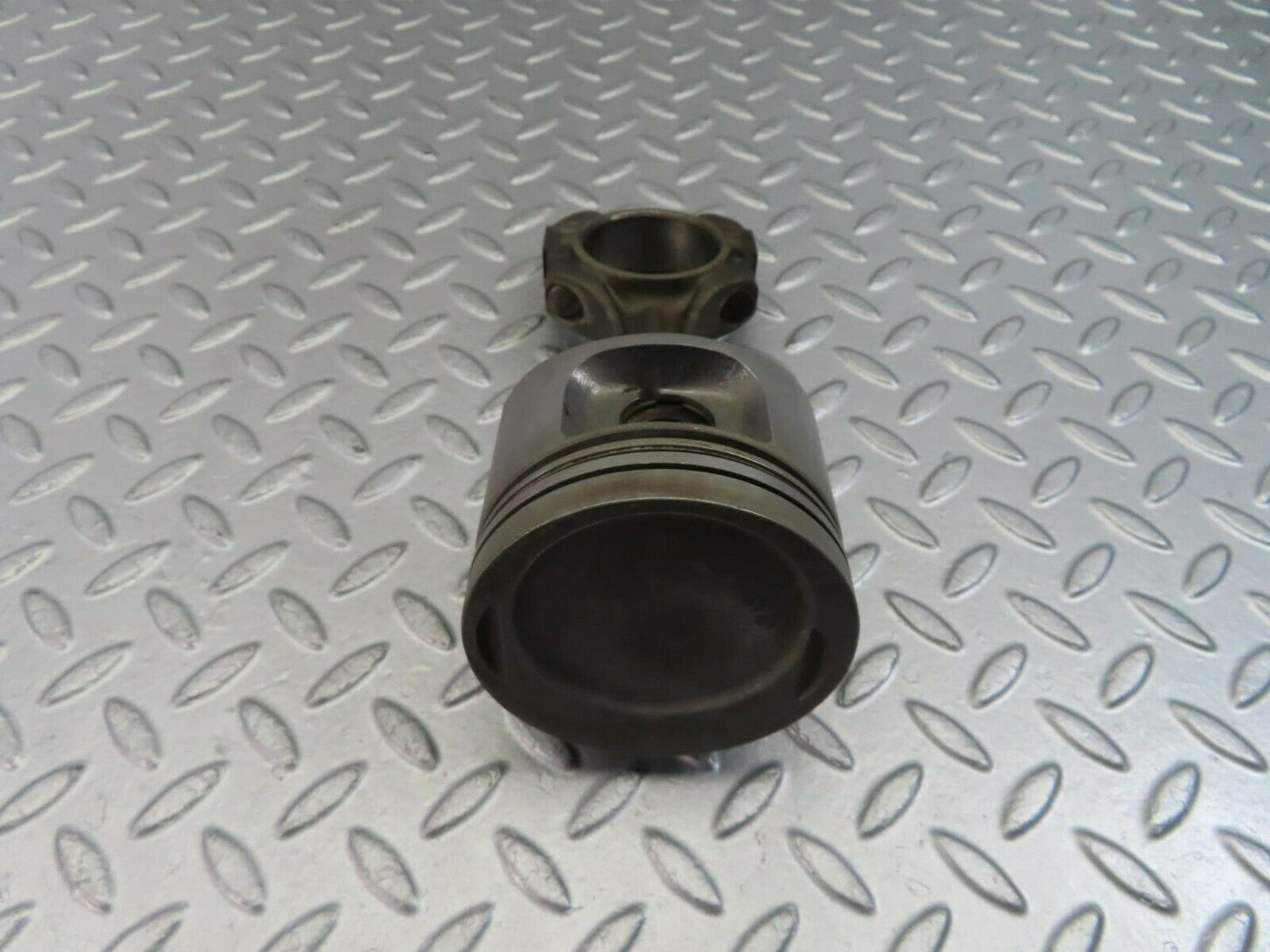 10135 Mercedes-Benz C123 230CE Coupe Piston With Connecting Rod 95.475 mm