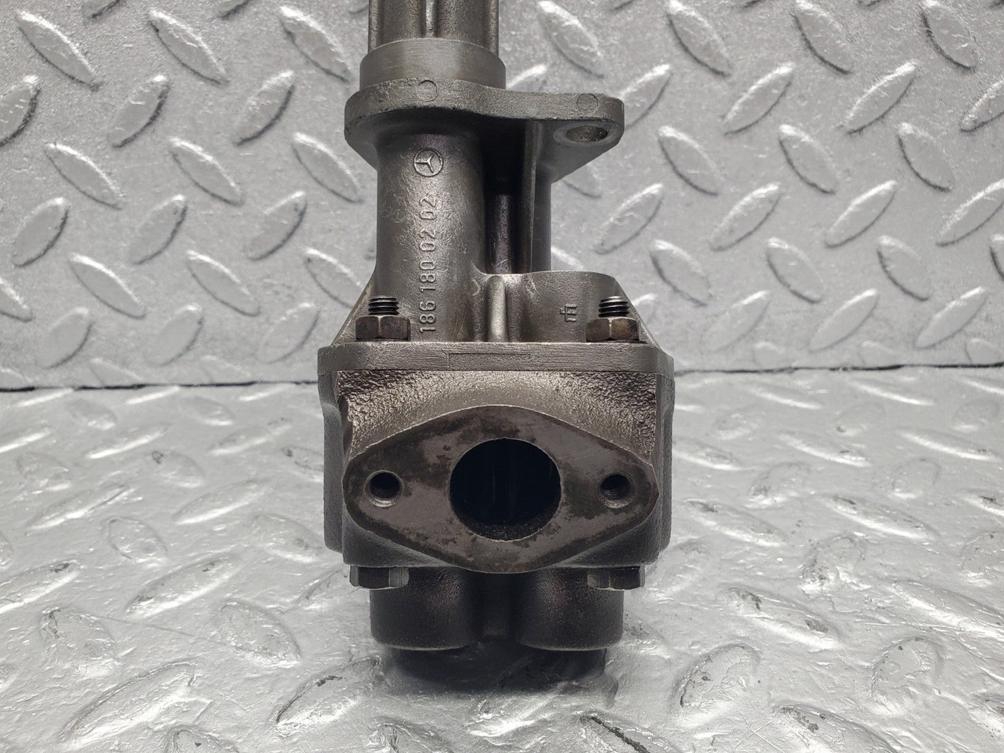 W112 oil pump used OEM