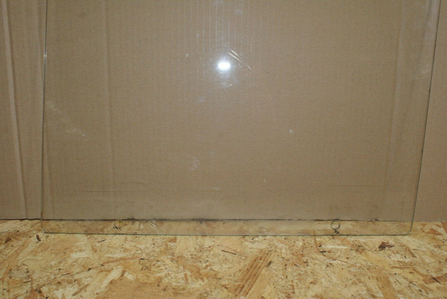 2266 Mercedes-Benz W105 219 PONTON Front Left Door Glass