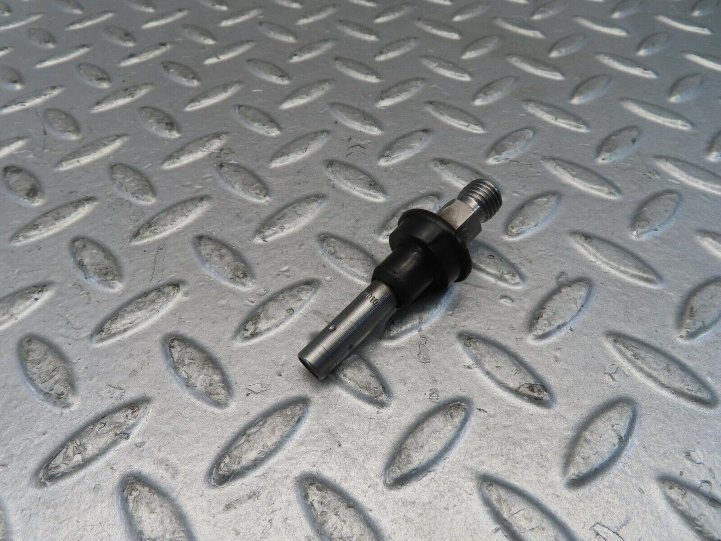 11035 Mercedes-Benz R107 W116 Fuel Injector Bosch 0437502010