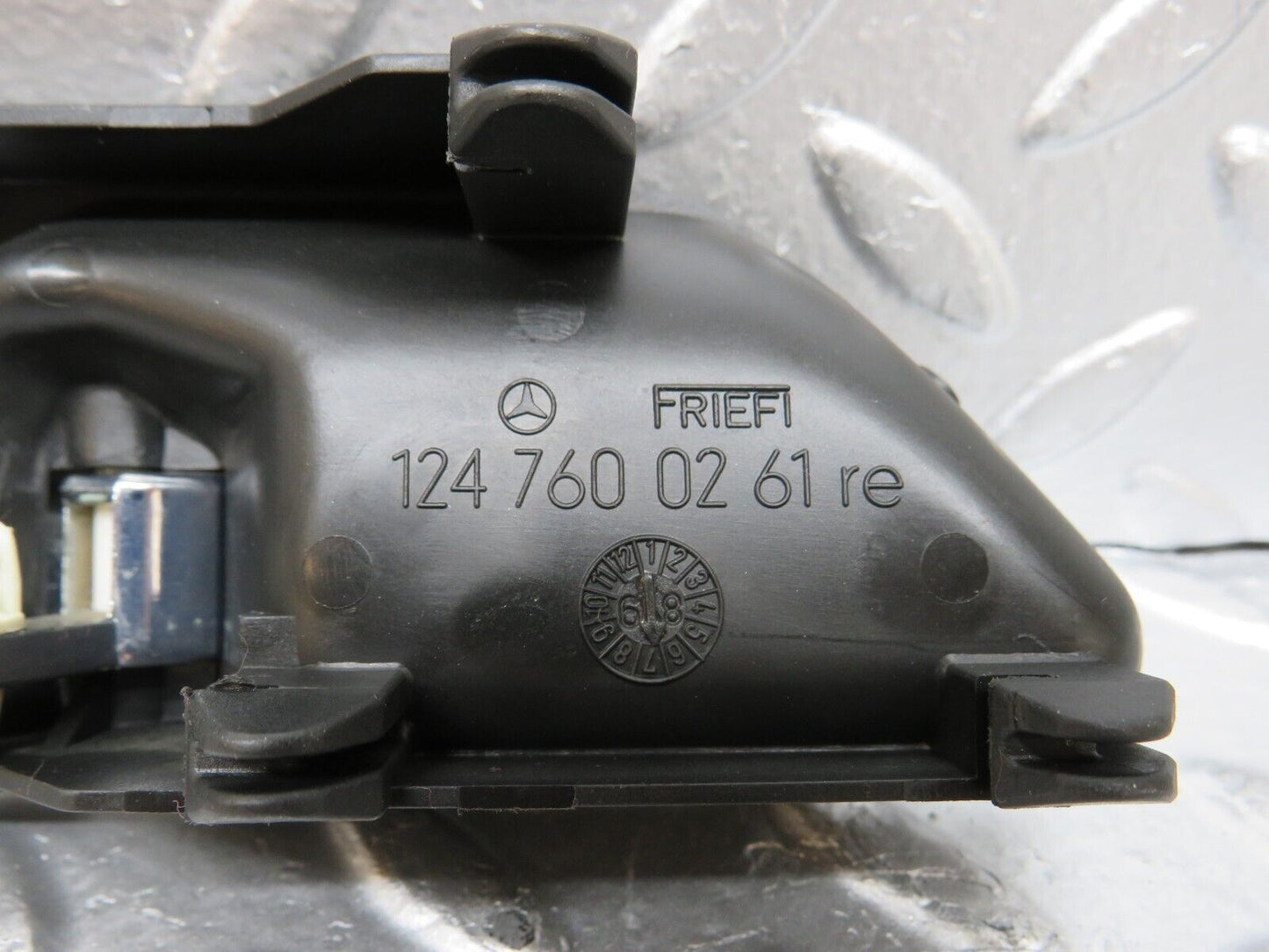 29347 Mercedes-Benz W124 230E Interior Door Handle Front Right 1247600261
