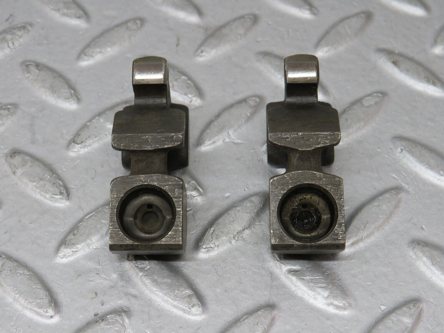 35640 Mercedes-Benz R107 280SL Valve Rocker Arm With Spring And Tappet