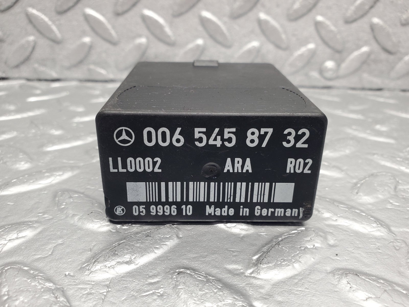 46391692