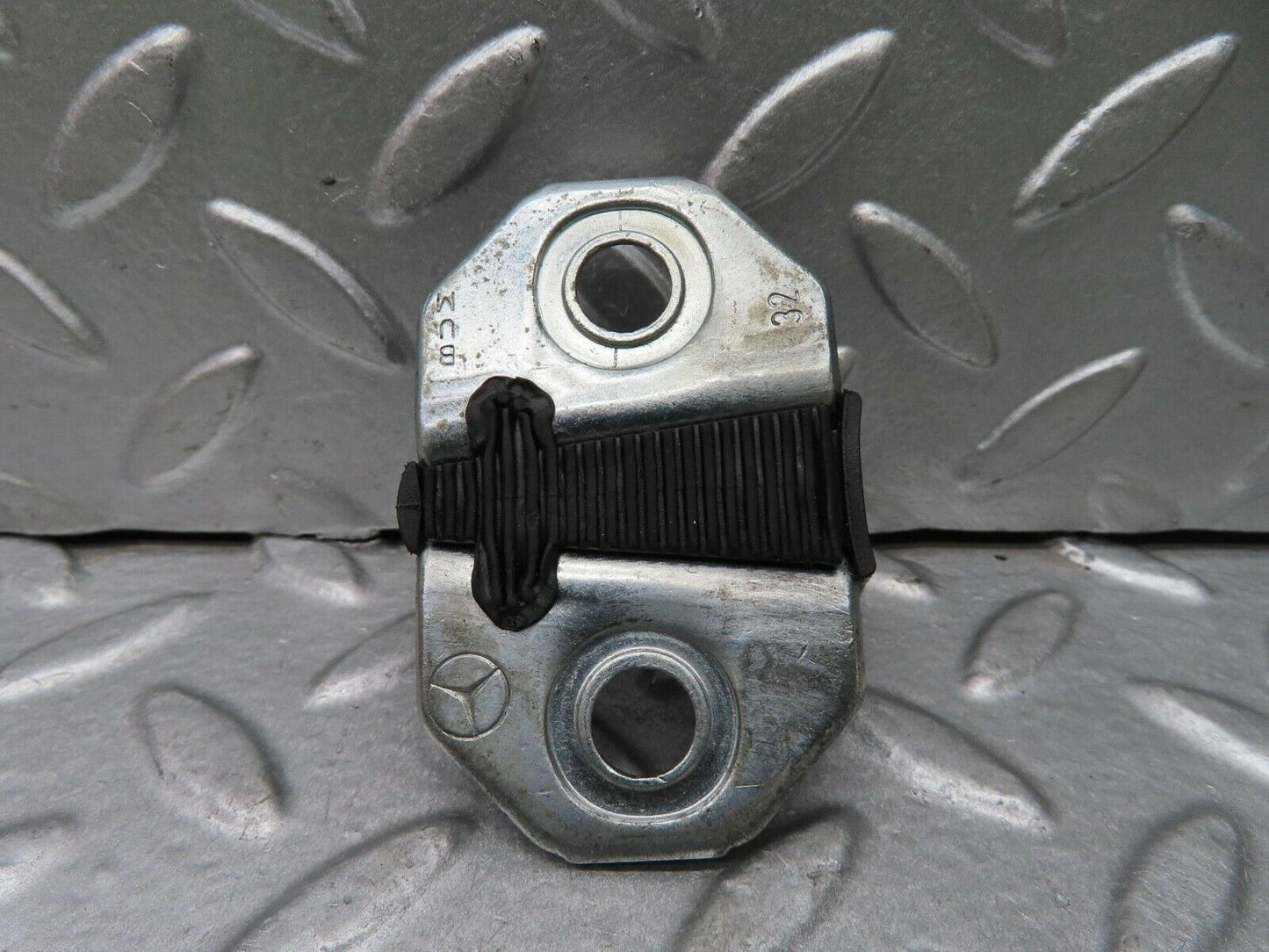 14881 Mercedes-Benz W140 S320 Door Lock Latch Right Side