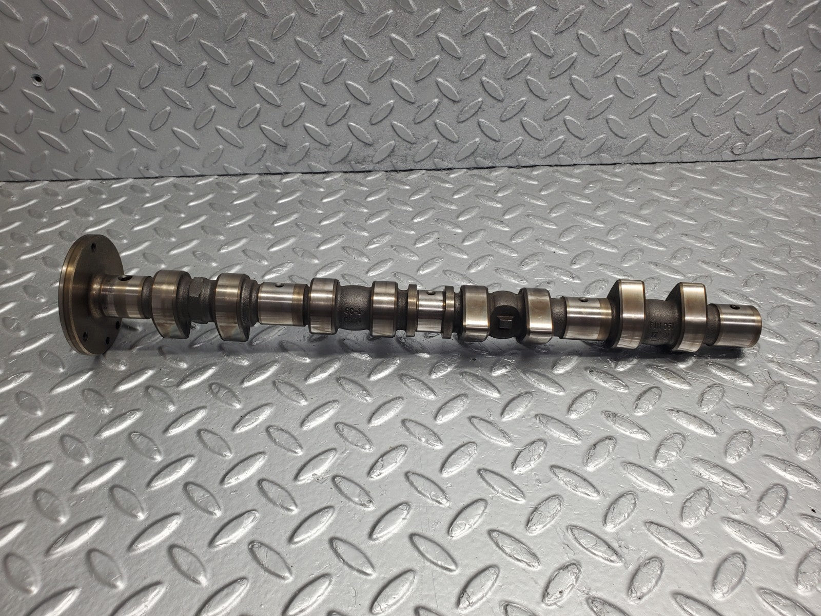 W124 Wagon camshaft exhaust side used OEM
