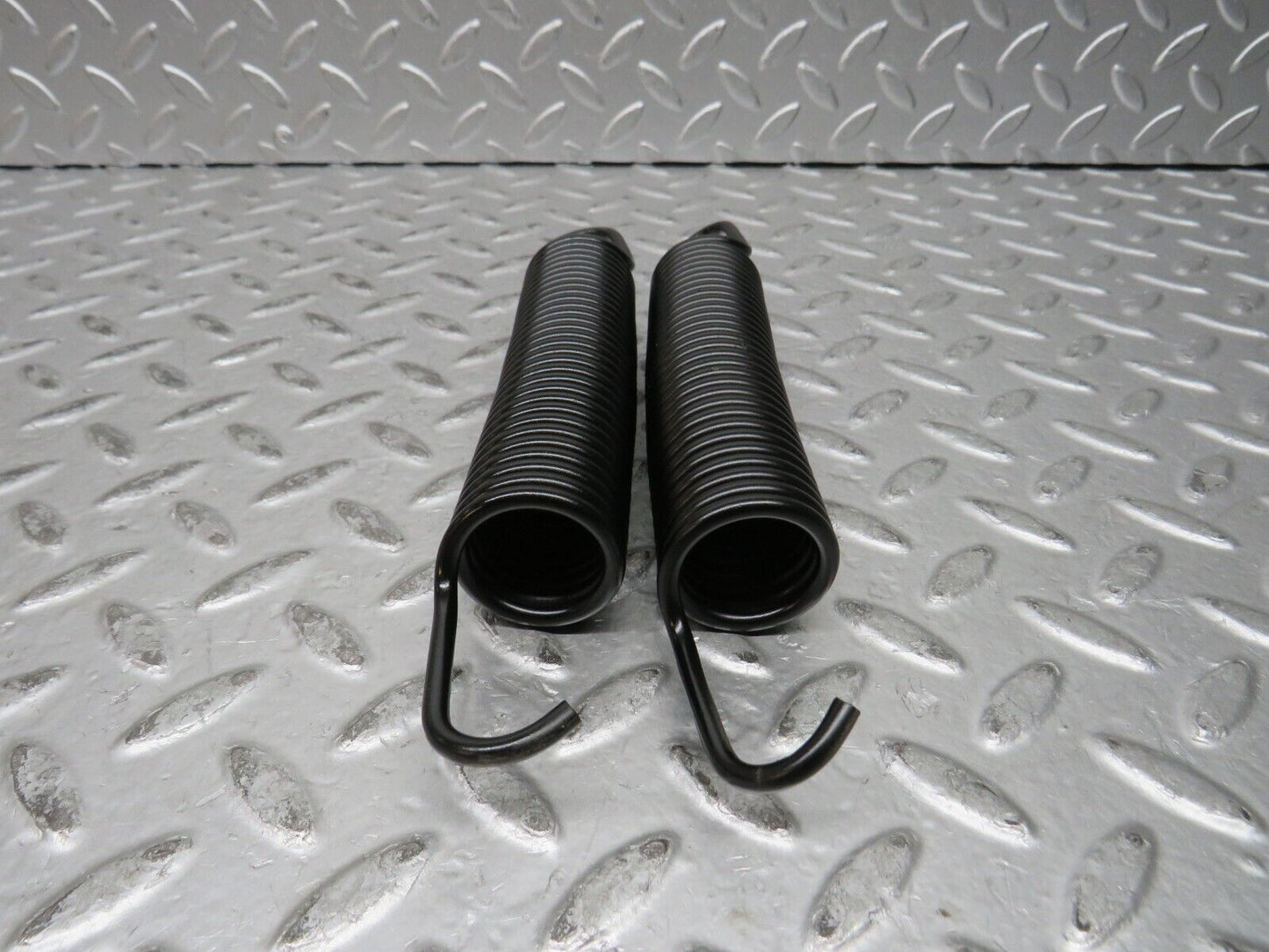 28764 Mercedes-Benz W123 230E Trunk Lid Hinge Spring Pair