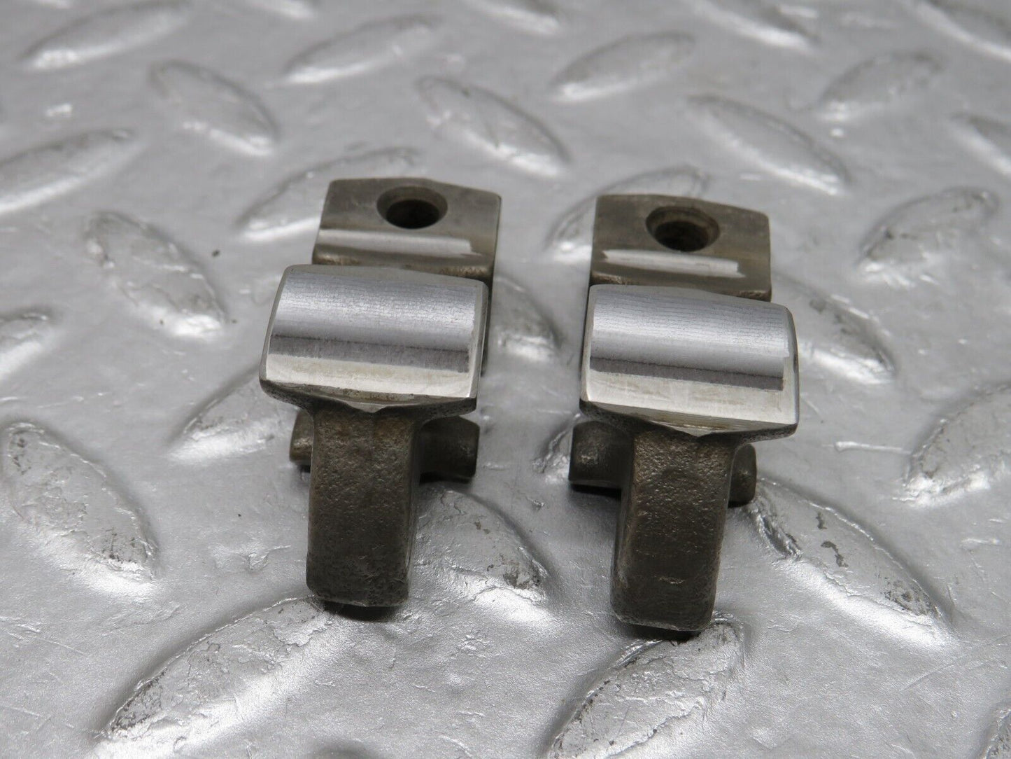 37622 Mercedes-Benz W109 300SEL Valve Rocker Arm With Spring & Tappet