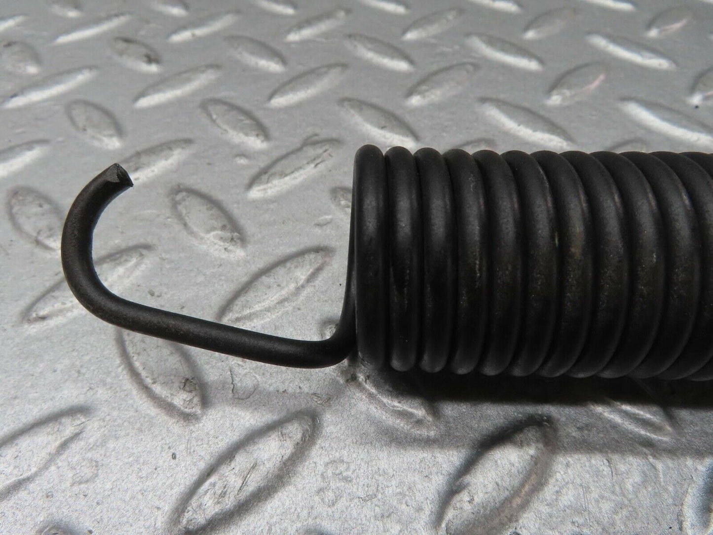 13538 Mercedes-Benz W123 200 Trunk Lid Hinge Spring