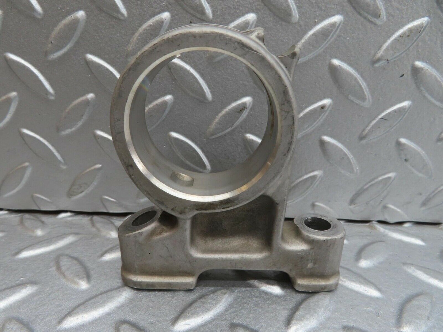 13734 Mercedes-Benz R107 450SL Camshaft Tower Bearing 1160512712