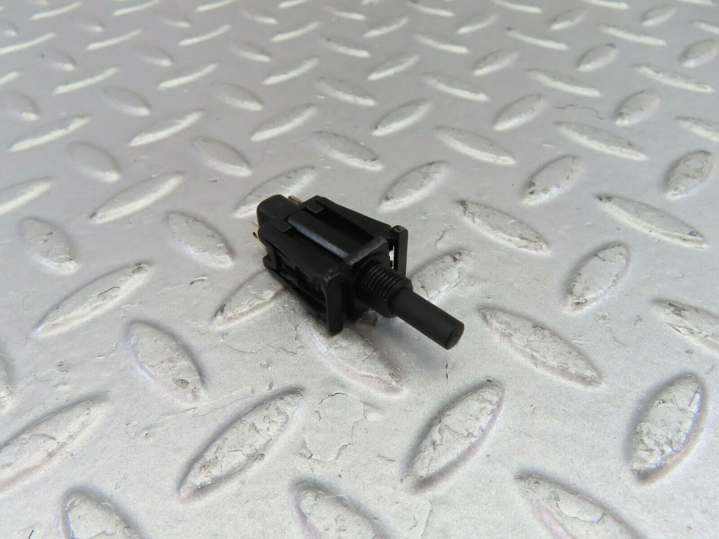 9366 Mercedes-Benz C124 300CE Coupe Door Contact Switch 2018201110