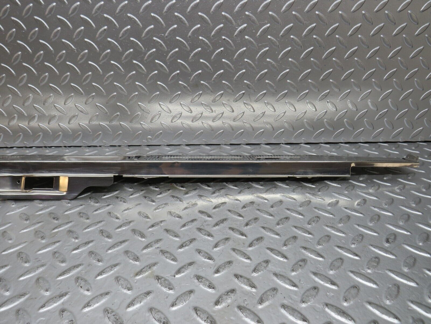 27620 Mercedes-Benz S124 300TE Wagon Trunk Edge Chrome Moulding 1246980089