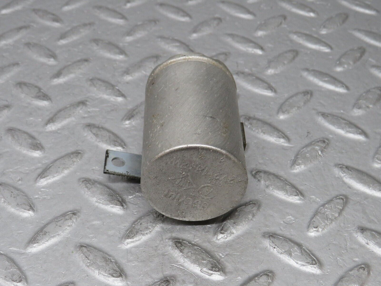 35853 Mercedes-Benz W108 Indicator Relay