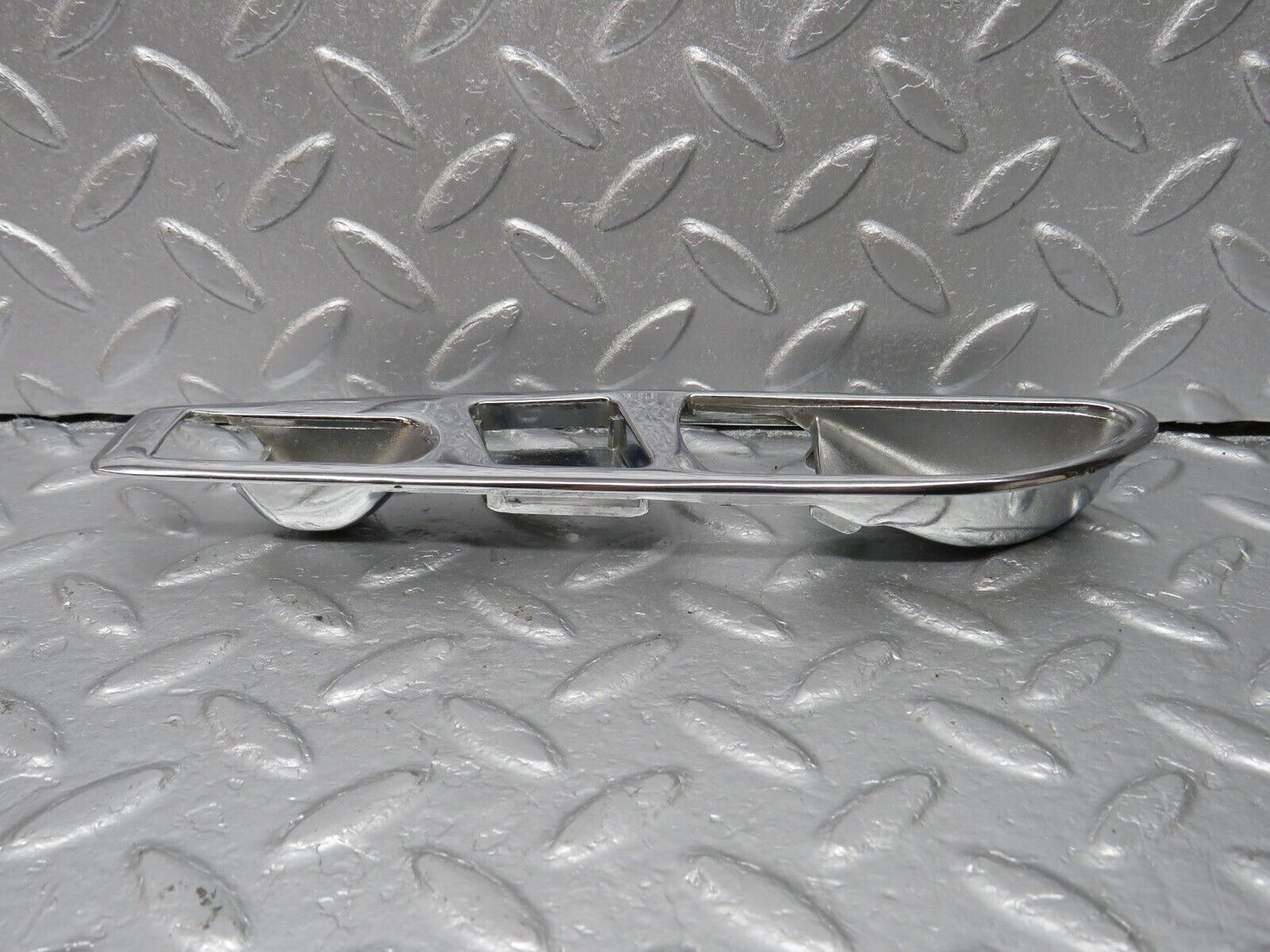 40009 Mercedes-Benz R107 350SL Interior Door Handle Chrome Surround Right