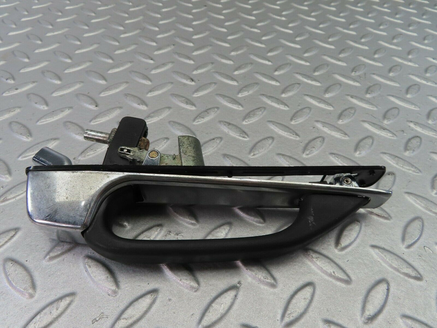 7699 Mercedes-Benz S123 230TE Wagon Exterior Chrome Door Handle 1237600359