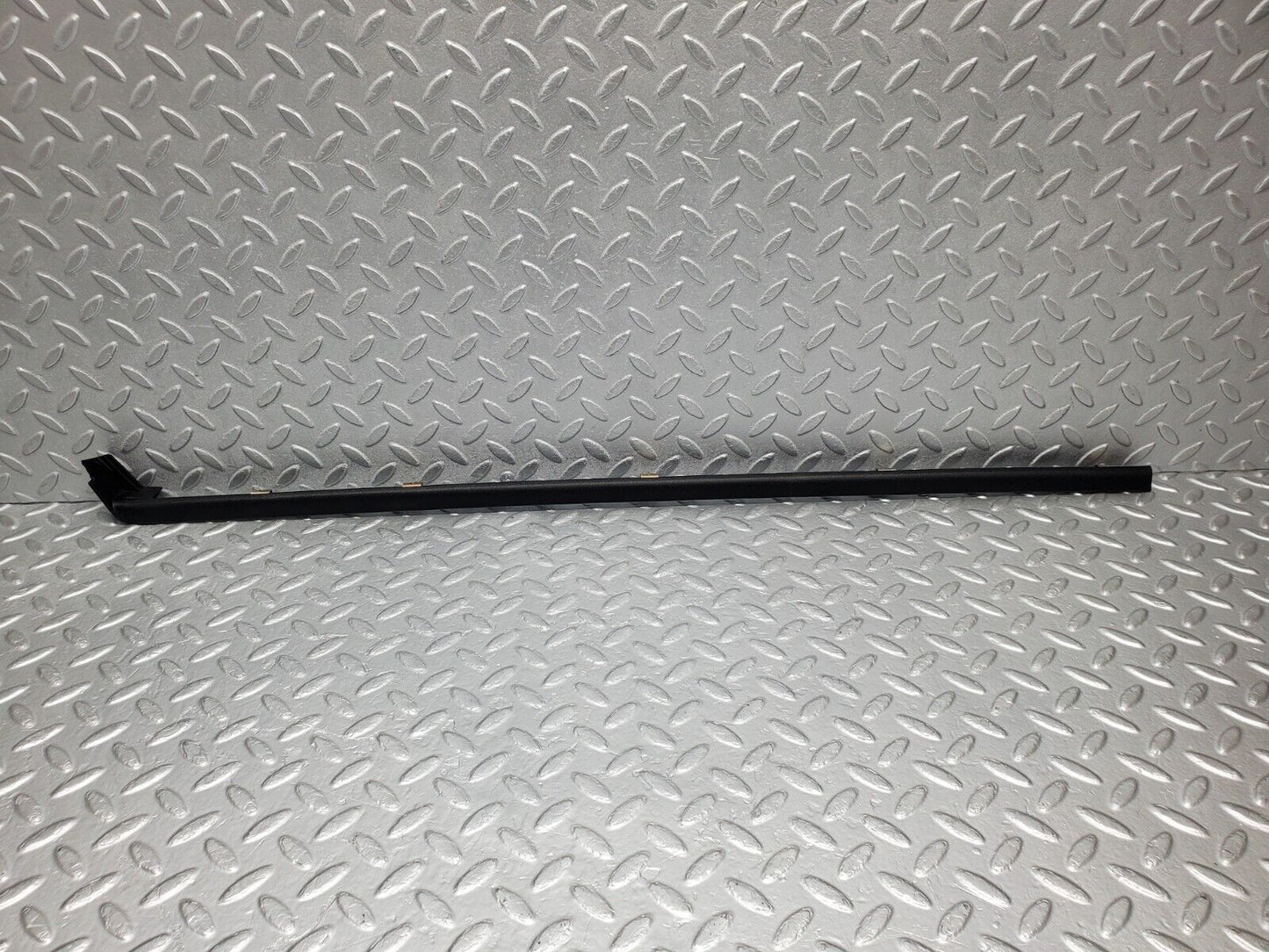 46976 Mercedes-Benz R129 320SL Coupe Left Door Seal Window Weatherstrip