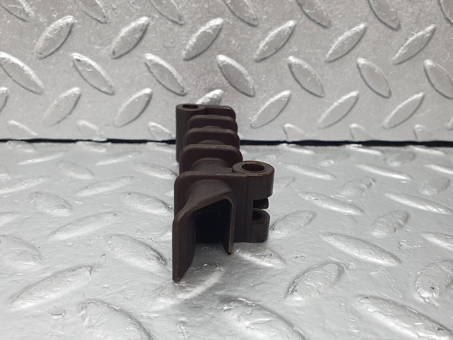44067 Mercedes-Benz C123 230CE Coupe Timing Chain Guide Rail 2.09.1059