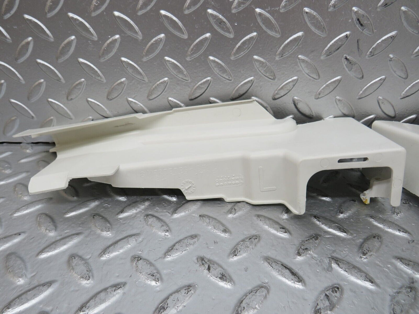 25972 Mercedes-Benz W124 280E Front Door Lock Cover Pair 1247231808 1247231708
