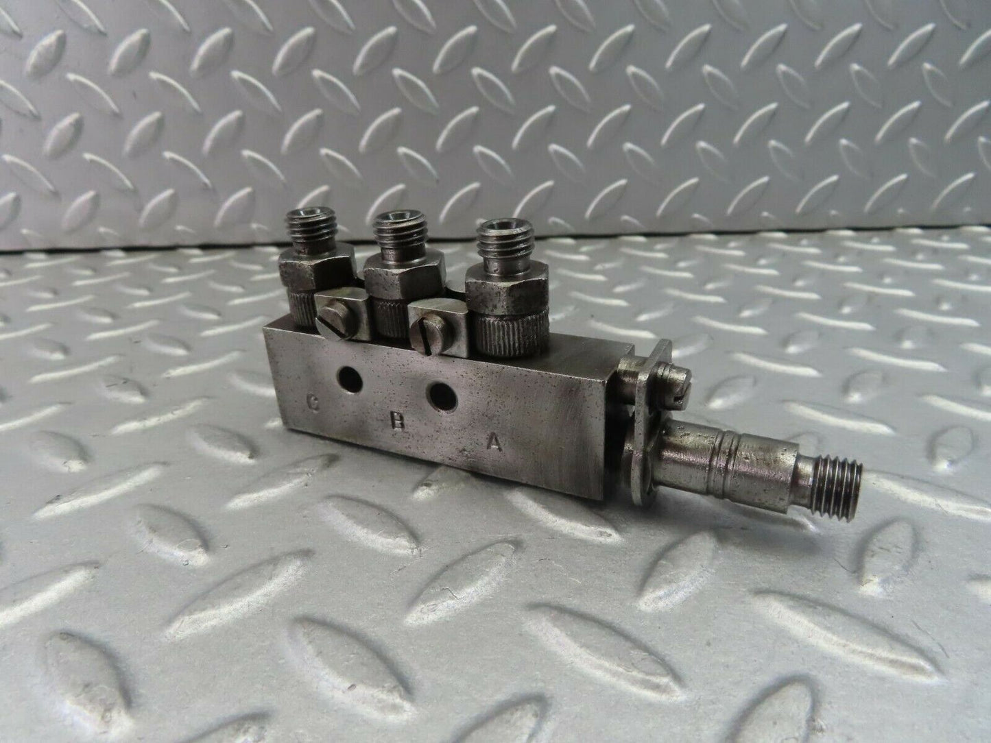 8281 Mercedes-Benz W111 Injection Distributor EPVT1P1Z