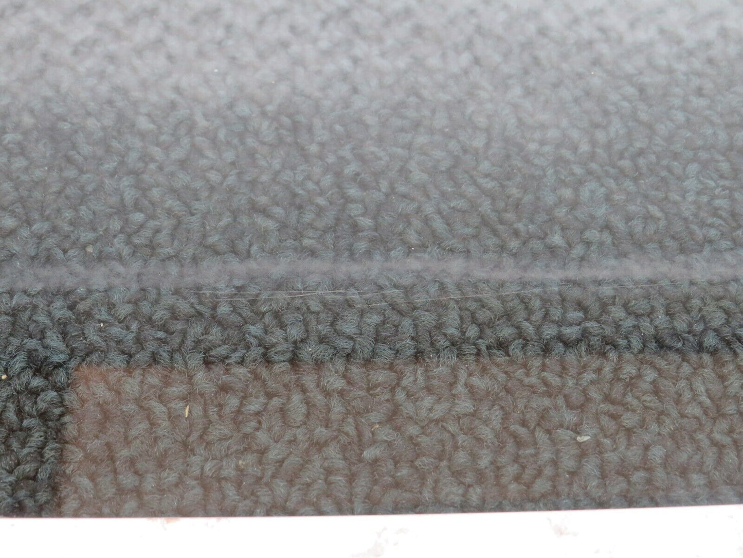 36037 Mercedes-Benz W126 420SE Front Left Door Window Glass