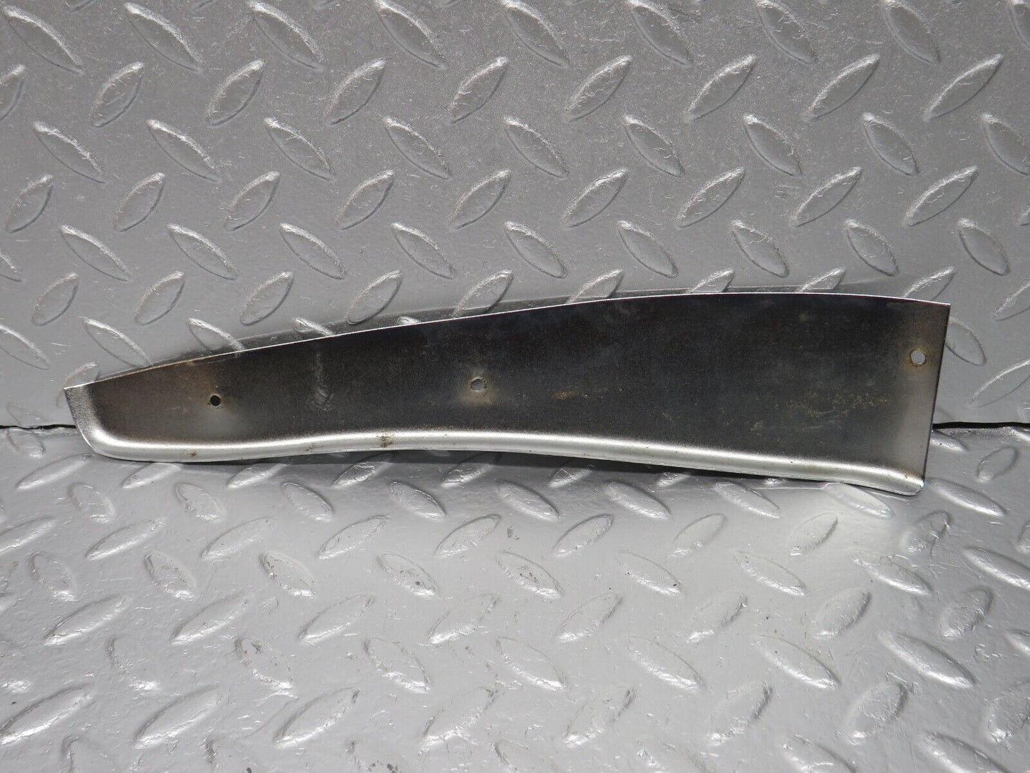 40003 Mercedes-Benz R107 350SL Right Door Chrome Cover