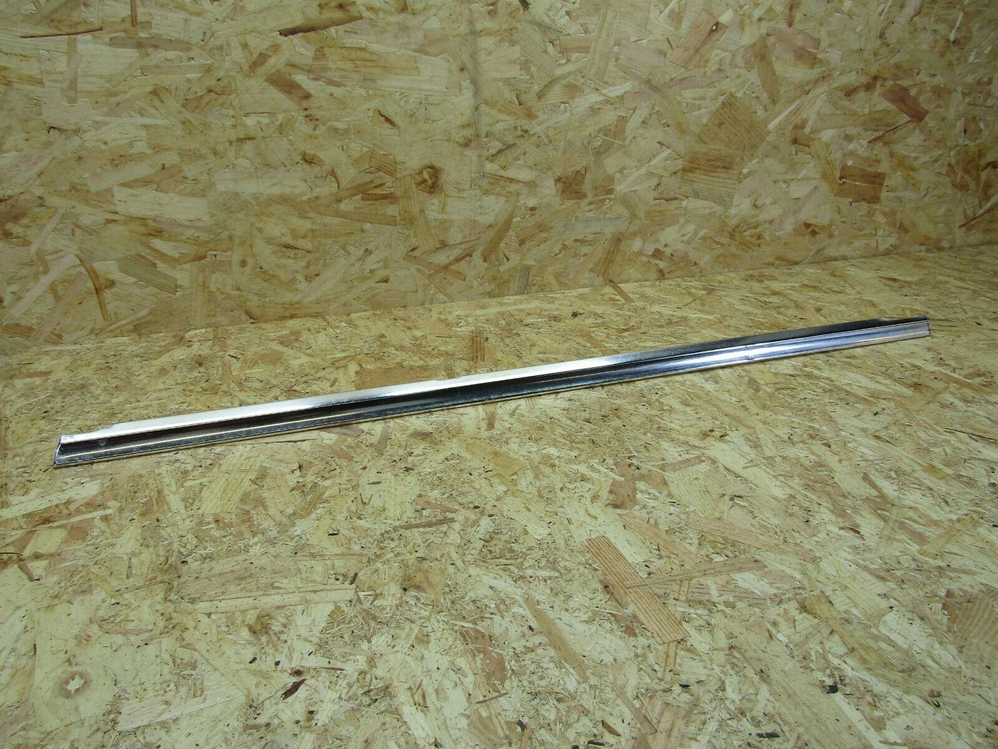 2130 Mercedes-Benz W116 350SE Rear Right Door Chrome Trim