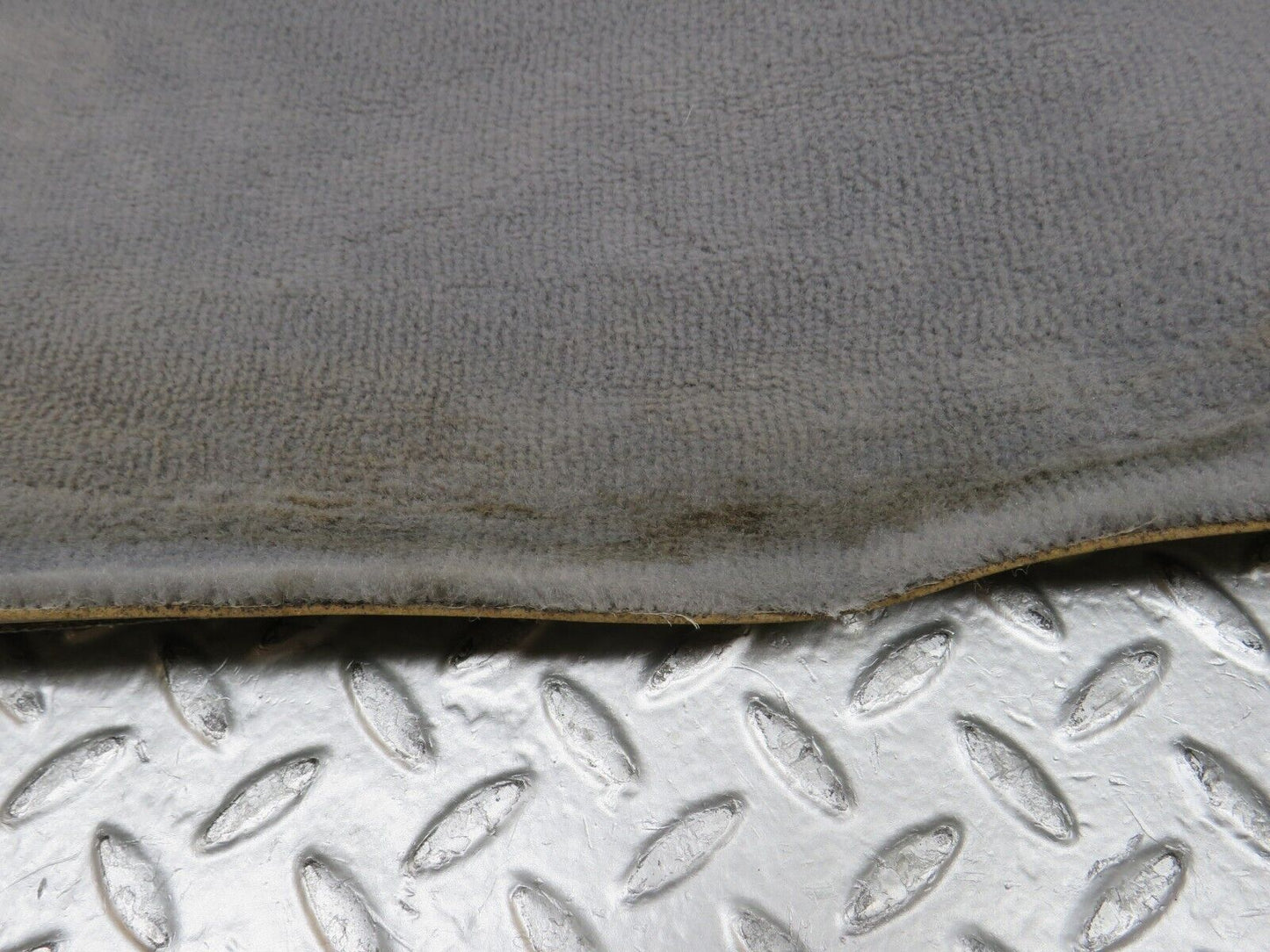 30330 Mercedes-Benz W124 230E Centre Console Carpet Left Side Grey