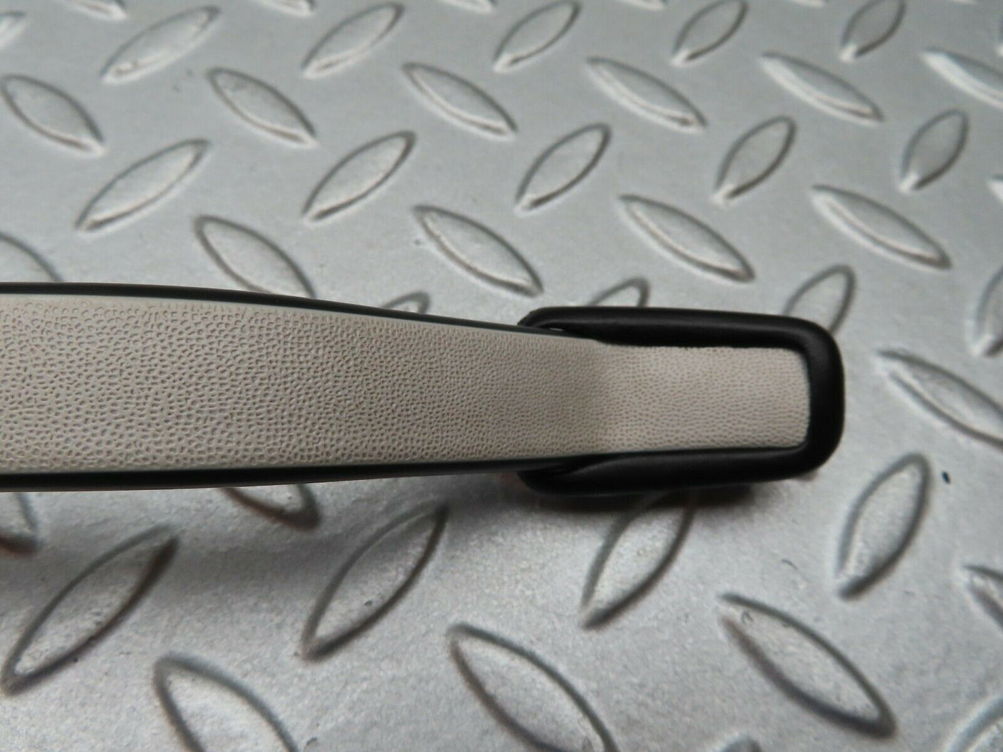 3876 Mercedes-Benz S123 200T Wagon Interior Roof Grab Handle Rear