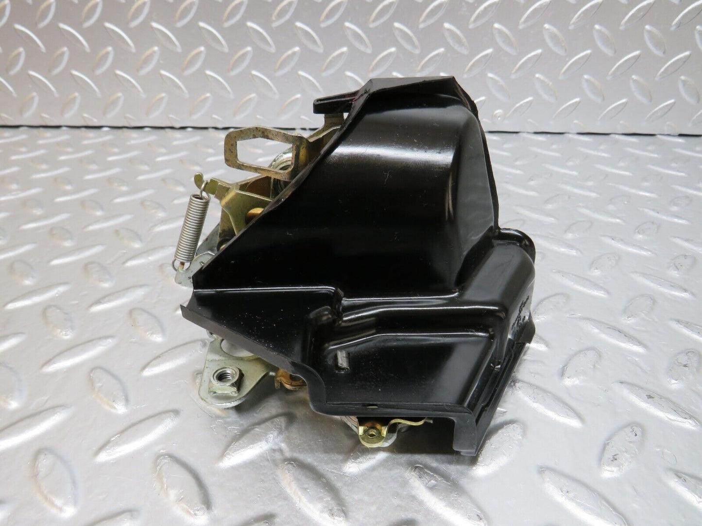 25459 Mercedes-Benz W123 200 Rear Right Door Lock Mechanism 1237230208
